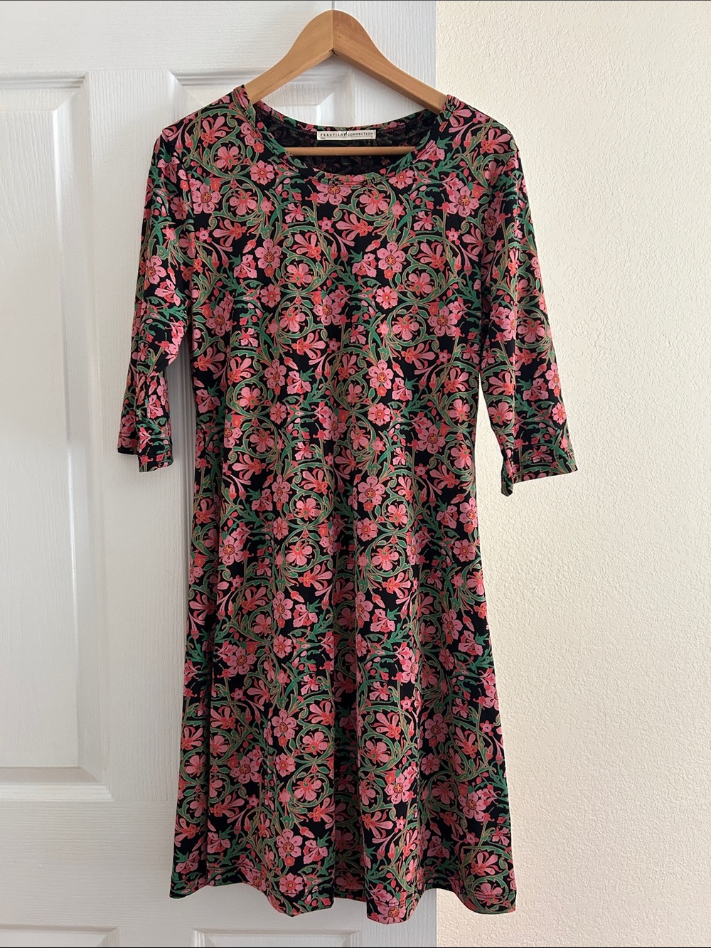 EUC - 💐 Peruvian Connection Pink Floral 3/4 Sleeve A-Line Dress